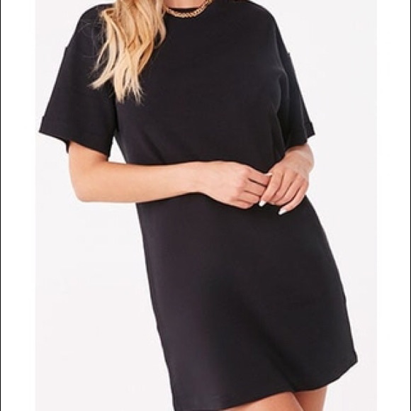 Forever 21 Dresses & Skirts - Casual Black T-shirt Dress